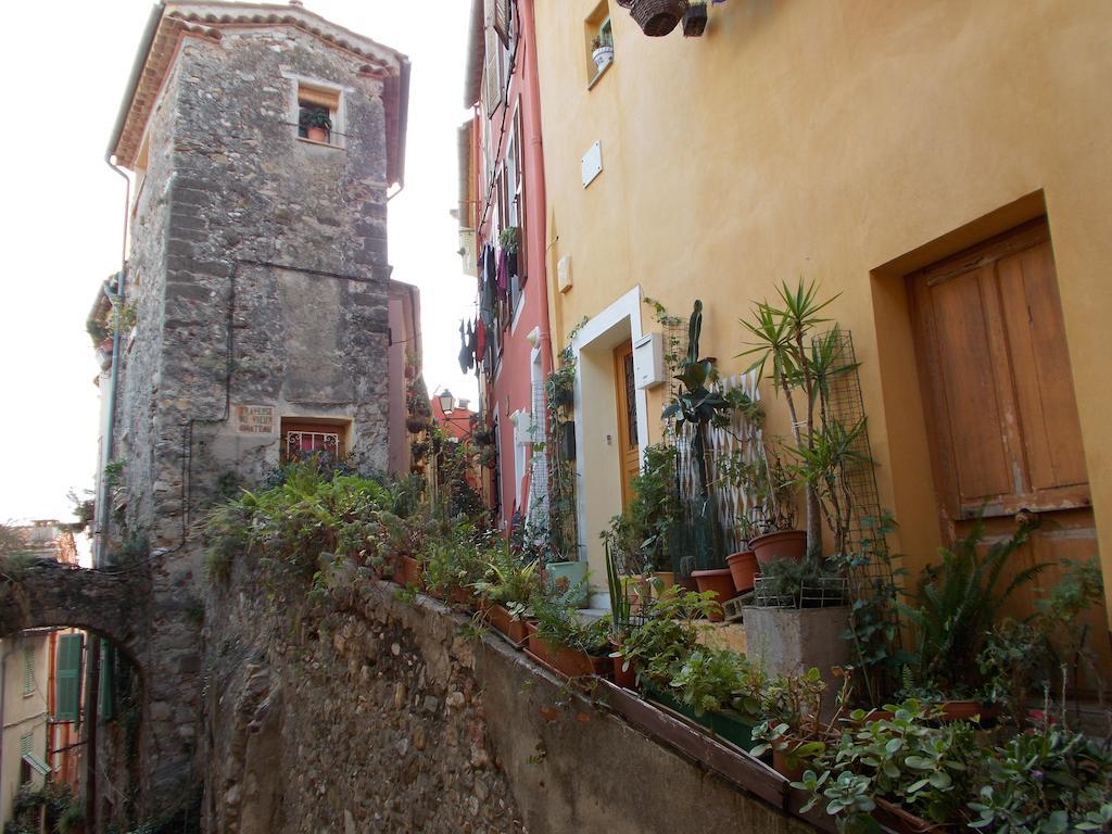 Le Campanin Apartman Menton Szoba fotó